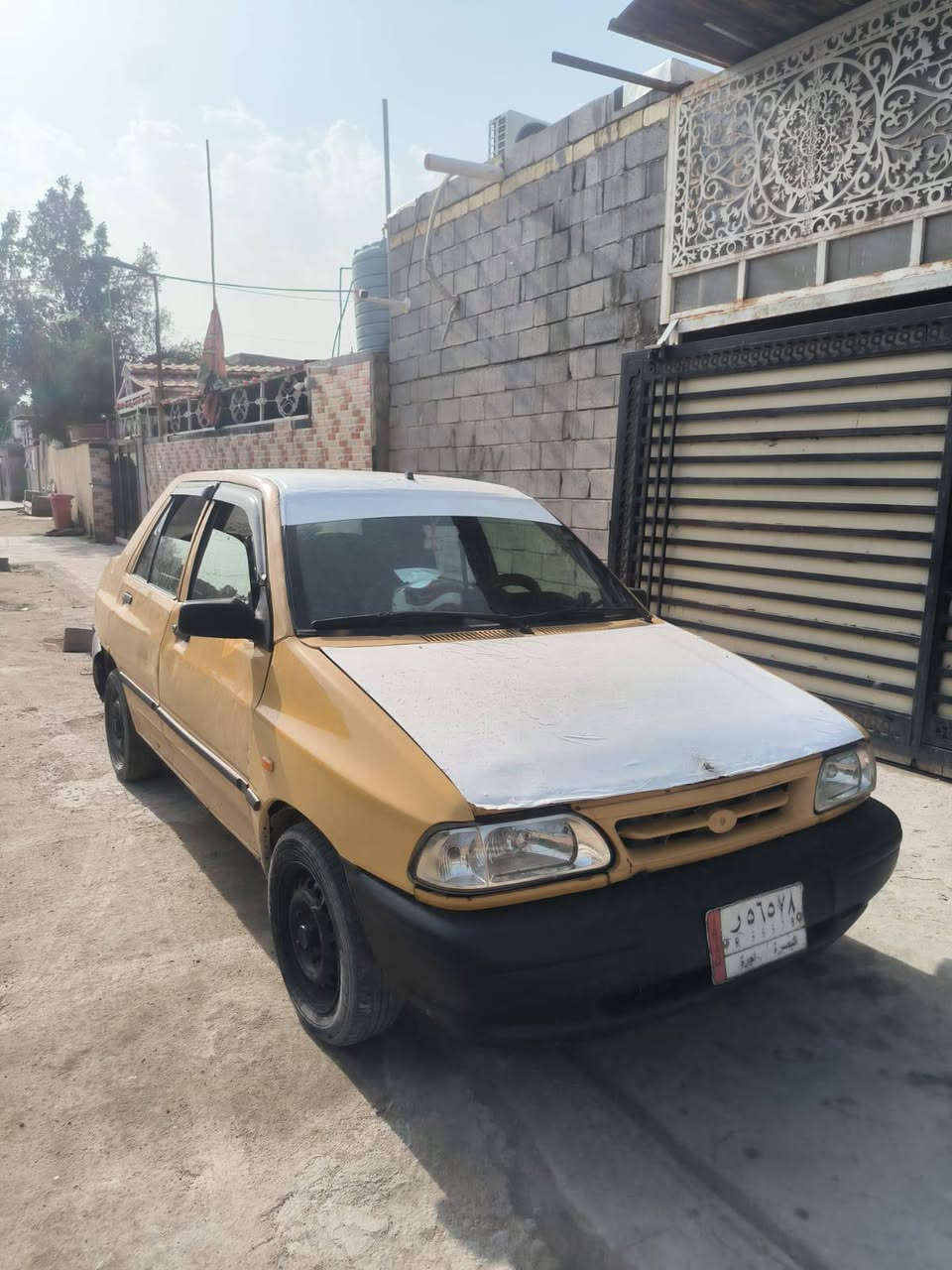 سلام عليكم ساييه موديل 2015 رقمه بصره الماني راعيه موجوده مكينه جديده كيره نضيف  تبريد شغال حداديه كهربيات كله جدد غرفته جديده تخم تايرا لمكان بصره 5ميل *********** البصرة, العراق
