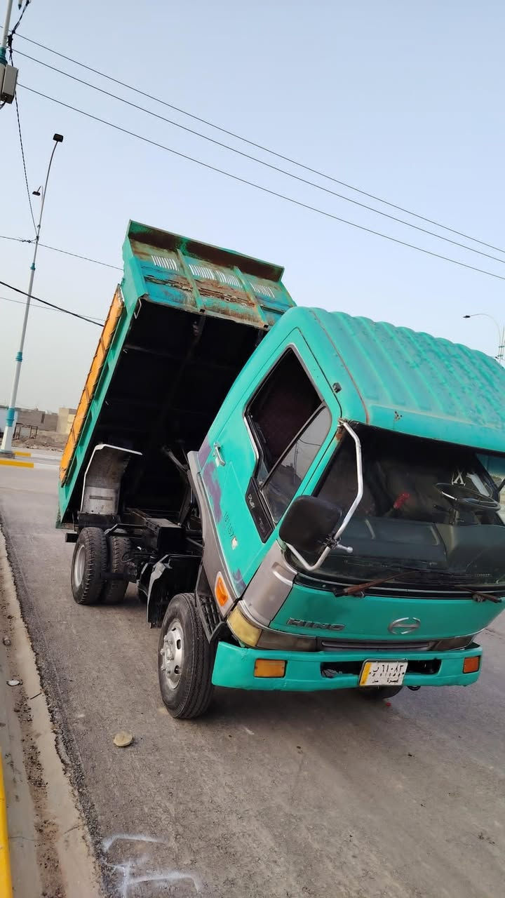 سلام عليكم هينو هنكر مديل 1995 البيع سياره مكفوله  مكينه 80 خمسه بستم خمسه كير بلادي  سياره  بسمي مداور ثاني يوم تصال او استفسار ***********
