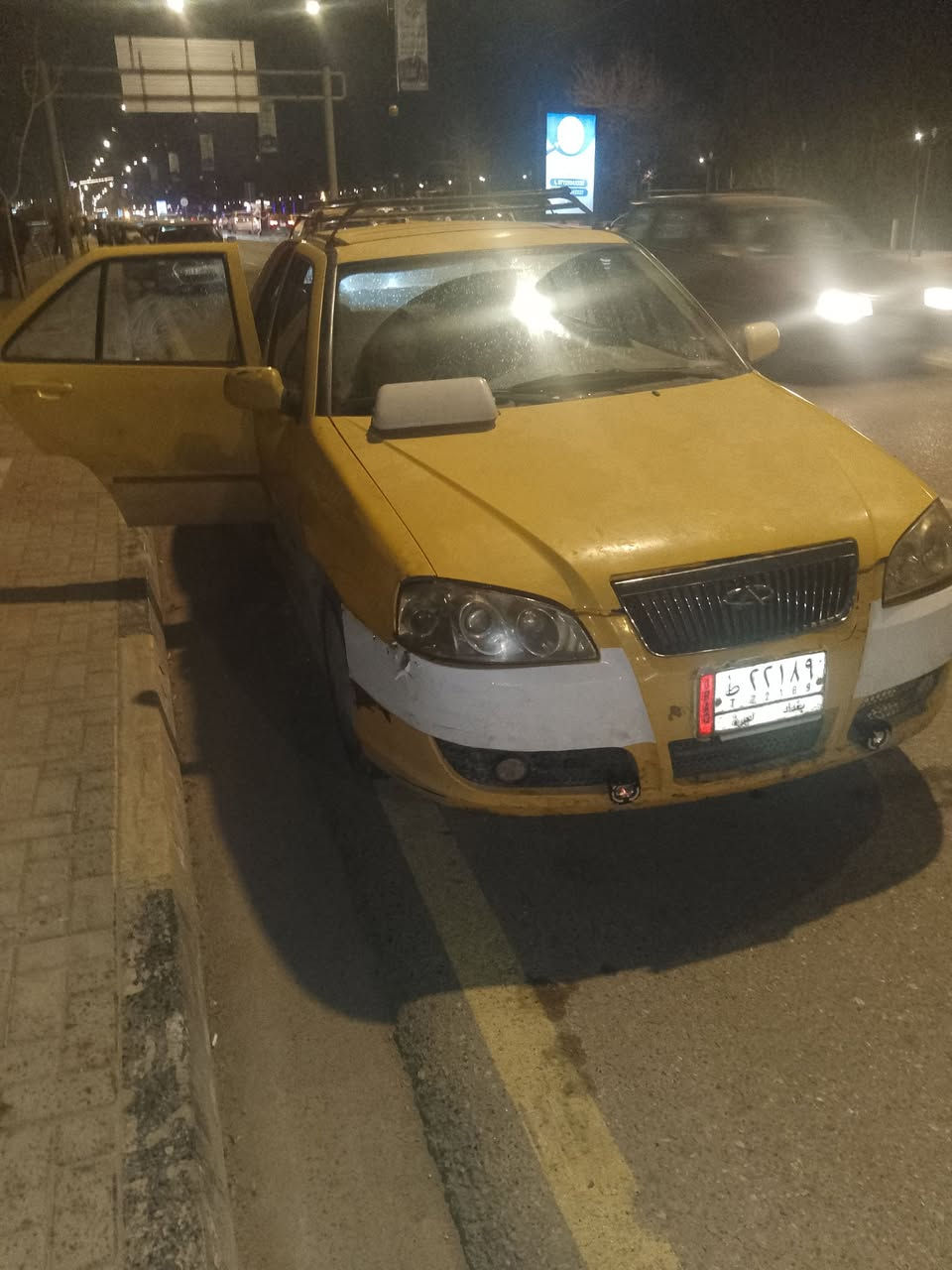 كوين موديل ٢٠١٠ للبيع أو معارض... شرط لا صرف ولا نفخ معمراى رايمن وعينة وكلج اصلي شديت شاشة وسماعت مضخمة أصلية... ماكني الأيمن موصل *********** ... ***********
