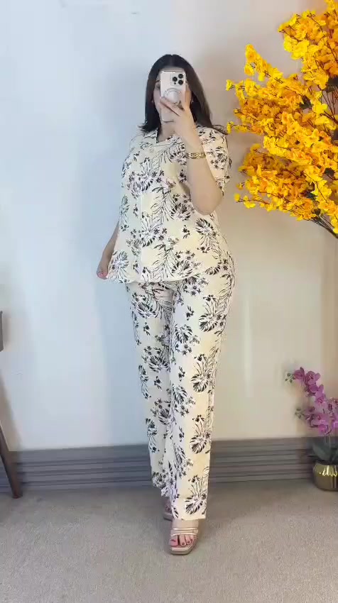 تراك نسائي بيتي كلش انيق
قماش كشمير قطني ناعم
السعر 20الف 
متوفره كل القياسات 
قالب البجامه راهي 
متوفر توصيل كل المحافظات 5الف 
https://www.instagram.com/stellstore9?igsh=MXdwZmw2NmMxNXlrcA==

تابعو بيج الانستا ننشر كل الموديلات


**إذا كنت صاحب هذا الإعلان وتريد حذفه لأي سبب، رجاءا أرسل رسالة إلى الدعم الفني**