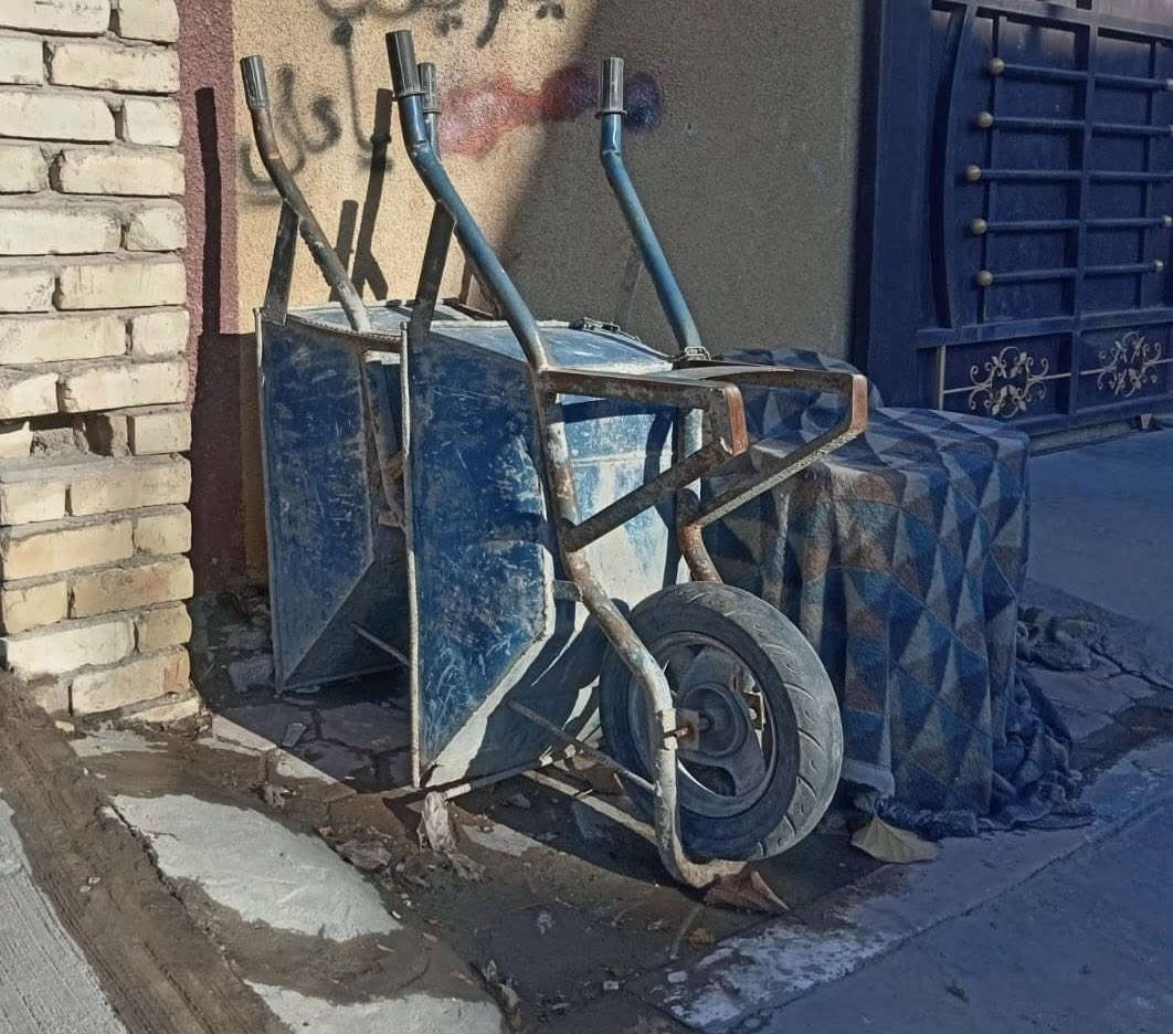 السلام عليكم. عربانه دفع حديد. عدد 2 نظيفات وجاهزات. سعر الوحده. 20 الف. مكانهن المحمودية للتواصل. ‭0772 269 0274‬
