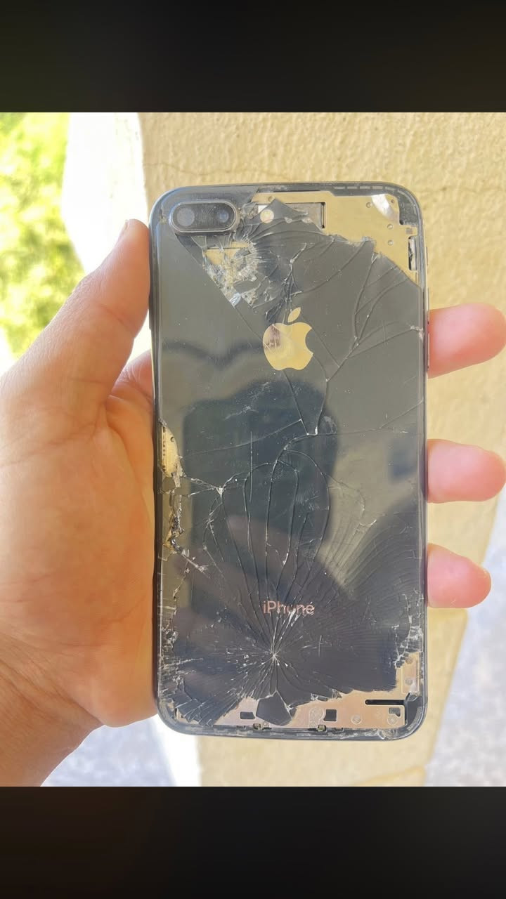 ايفون 8بلاص ذاكرته 64مبدله بطاريه وشاشه وكاله فريم 60فول سلاسه معا جيرسكوب كلشي شغال  بس ضهر مكسر يتبدل سعره 10الف صوت كامره اماميه وخلفيه كلشي شغال  مراوس فقط فقط ..


**إذا كنت صاحب هذا الإعلان وتريد حذفه لأي سبب، رجاءا أرسل رسالة إلى الدعم الفني**