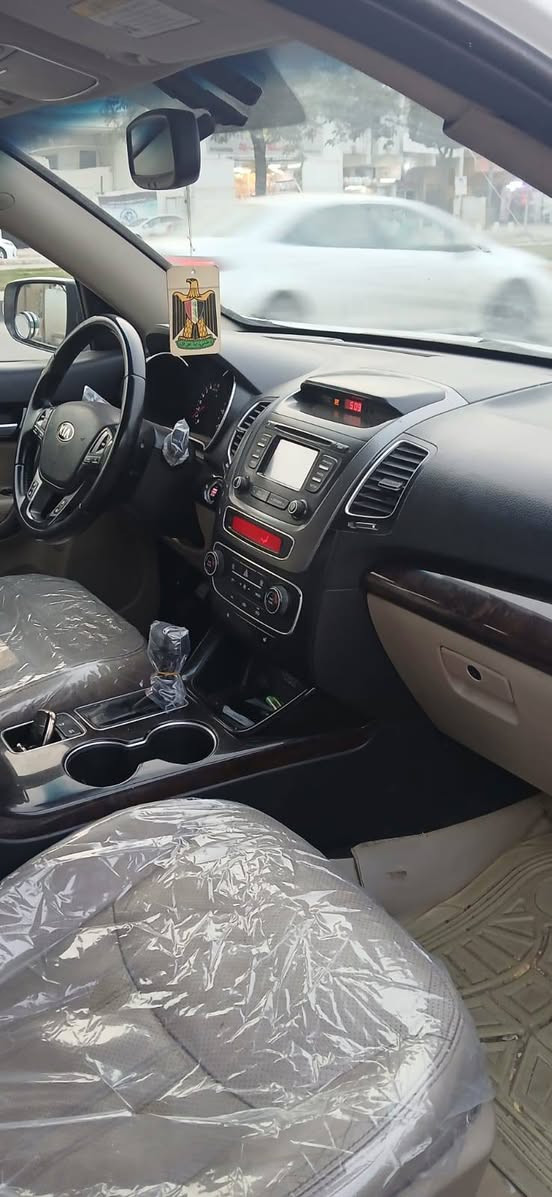 السلام عليكم للبيع كيا سورنتو ٢٠١٤ امريكي صور السونار بلمنشور السياره فول عده البنوراما السياره بصمه جلد كشن كهرباء تتفأه بلكشنات اشيار ترحيب تبريد  شاشه ومناخ منفصل سياره بعد بيه موصفات 
مكينه ٦ سلندر مكفوله كير مكفول تخم تاير باتري جديد السعر١٤٥ وبيه مجال بصيط للستفسار ***********مامتوجد خاص اتصال فقط بغداد الطالبيه
