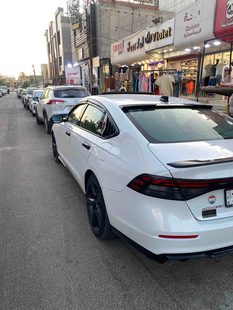 هوندا اكورد موديل 2023
المواصفات sport-L
مواصفاتها معروفه 
كشتات جلد + كهرباء 
تدفئه بل كشنات 
فتحه 
بصمه ابواب 
وبعد بيها تفاصيل 
ماشيه 37
حادثها رصعات و خدوش بدون اي تبديل او صبغ صور الحادث مرفقه بل منشور 
السعر 194$ وبي مجال 
مكانها بغداد العامريه 
للتواصل ***********
