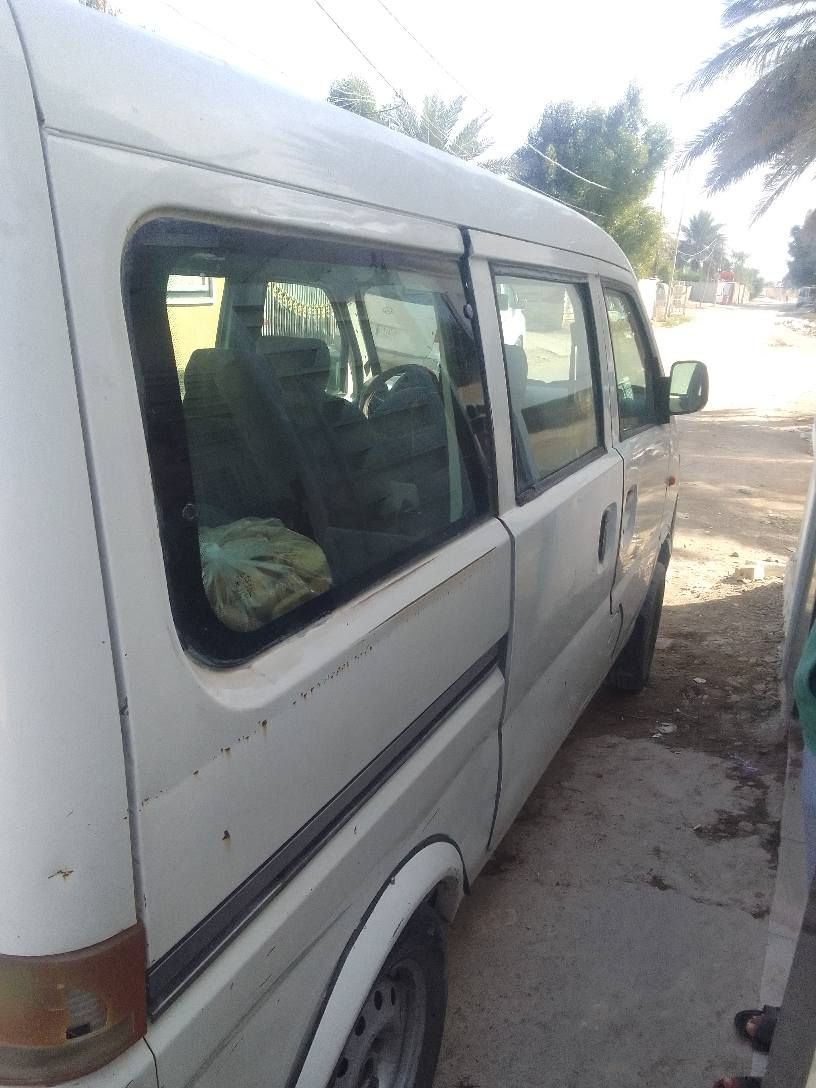 السلام عليكم سيارة كنو
7 راكب موديل 12 كير ومحرك خير من الله رقم بغداد سعر 28 وبيها مجال للاستفسار الاتصال.. ***********
