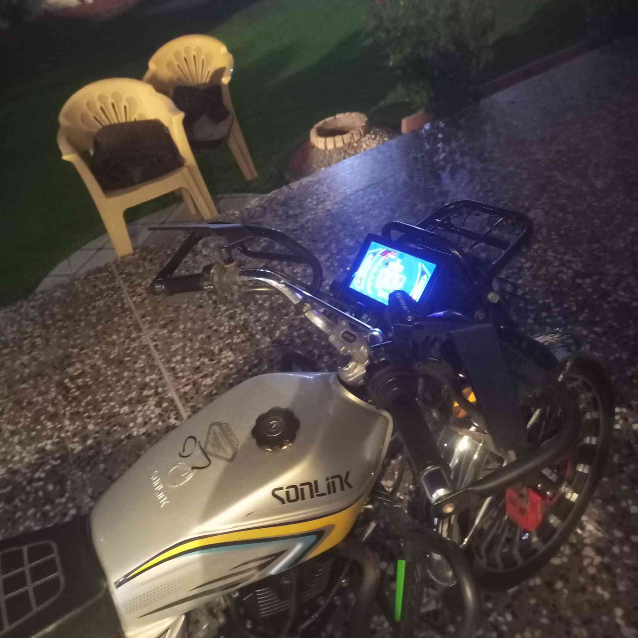 سلام عليكم دراجه سونك موديل 24  للبيع سعر 850 وبي مجال قليل مكاني رمادي تواصل خاص


**إذا كنت صاحب هذا الإعلان وتريد حذفه لأي سبب، رجاءا أرسل رسالة إلى الدعم الفني**