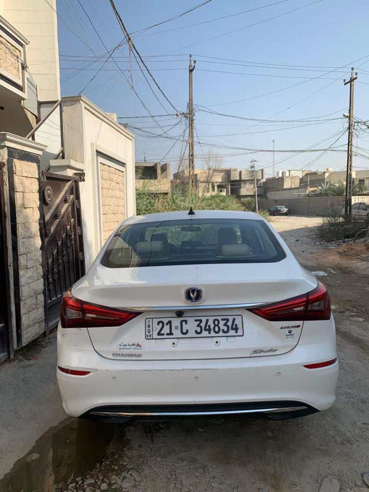 السلام عليكم شانجان ايدو موديل 2020 مكفولة كفالة عامة محرك 1.6 تنفس طبيعي 
ماشية 77 الف السعر 107 و بيها مجال  مكاني بغداد
***********
