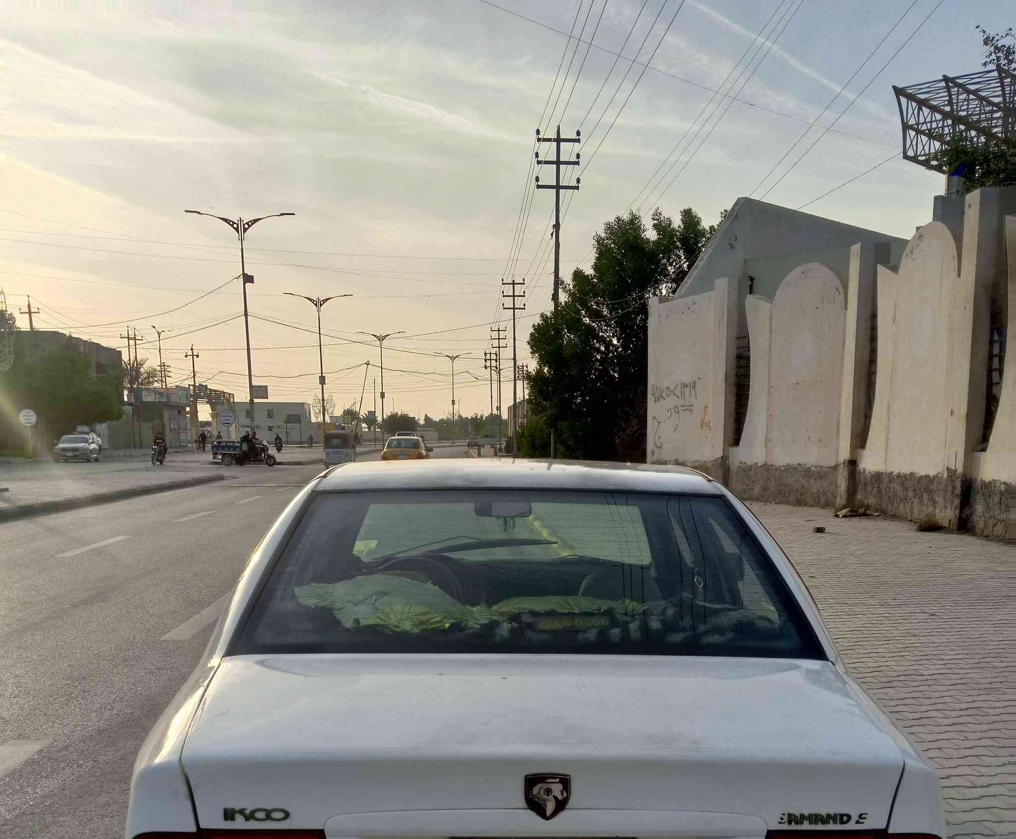 السلام عليكم سمند م 11بسمي مداور ثاني يوم السعر 35 للاستفسار الاتصال على الرقم ***********
