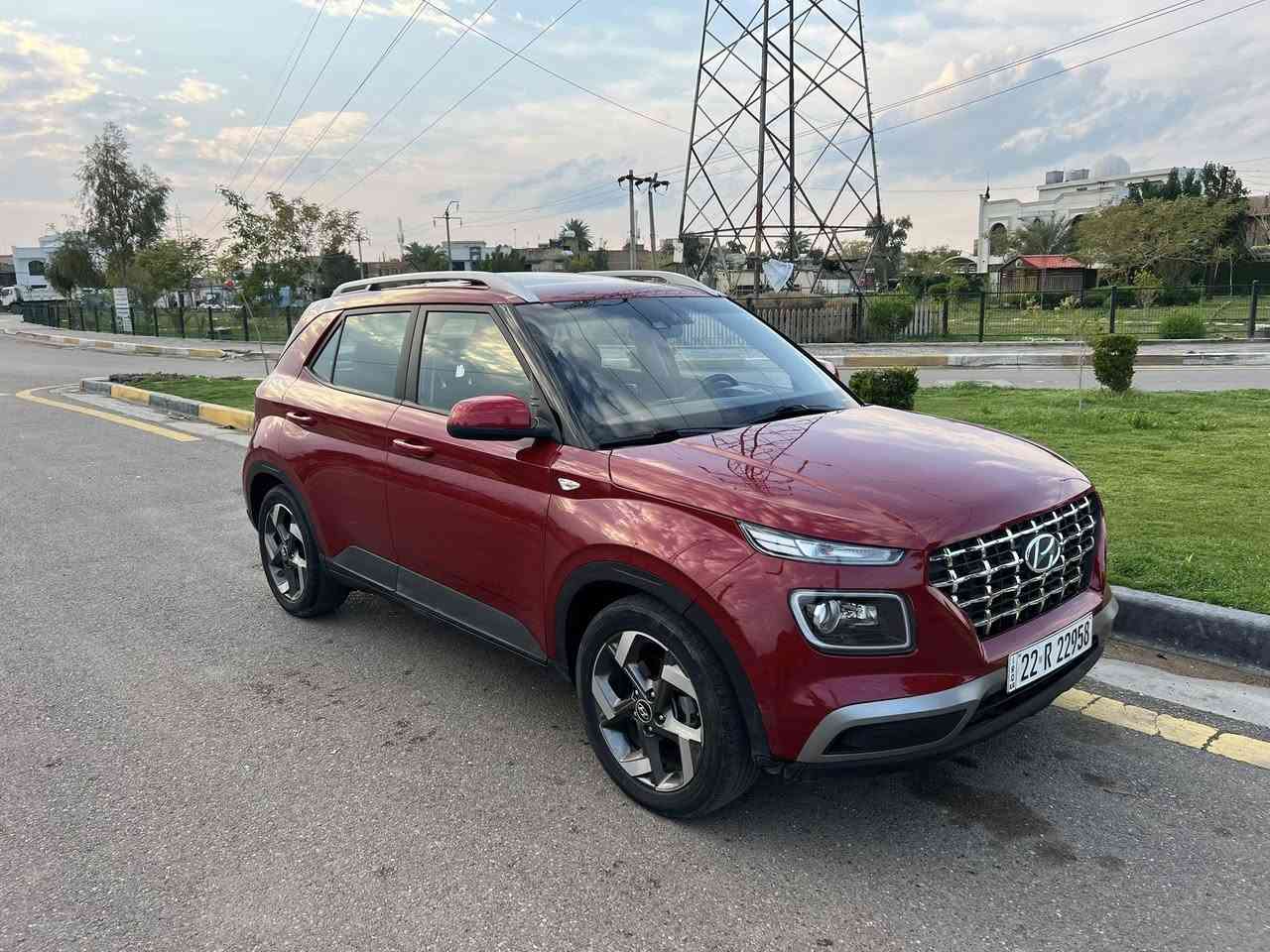 #هونداي_فينو لون احمر مميز

#موديل_2023

#مرقمة_ أربيل .              

 المواصفات 

1- دخول جديد رقم اربيل الانكليزي هزة وفحص وسنويه كله جديده  

 2- فتحه سقف (سلايت)

3- داخل لونين 

4- شاشه كبيرة كامرة دوارة 

5- فول  تحكم ستيرن جهتين  

 6- ويل كروم 

7- شاشة كبيرة كاربلي +اندرويد 

8- نظام انذار

9- مانع انزلاق

10- تراكشن منحدرات

11- وضعيات قيادة  

12- رادار تحذير جانبي 

13- رادار خلفي

14- رادار امامي

15- تحديد مسار 

16- مكينة 1600 دبل نوزل 

ماشيه ٤٦ الف وقابله للزيادة

‎ و السيارة جديدة جدا و السيارة اجمل و أحلى بكثير من الصور و الحادث خفيف صور الحادث مرفقة مع بالمنشور 
جاملغ والبنيد فقط شاصي للغد مكفول وحافة الباب بارد بسط جدا 

محرك كير مكفول
السعر 133 $ بيها مجال للاستفسار  ***********
مكان السيارة بغداد الكرخ حي الاعلام
