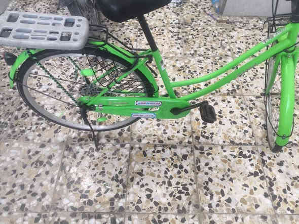 سلام عليكم شباب بسكل بناتي باسكل حلو ومرتب مديلل 2024
***********
وما بي شي بس الويل تصفيه  السعر 100 وبي مجال
