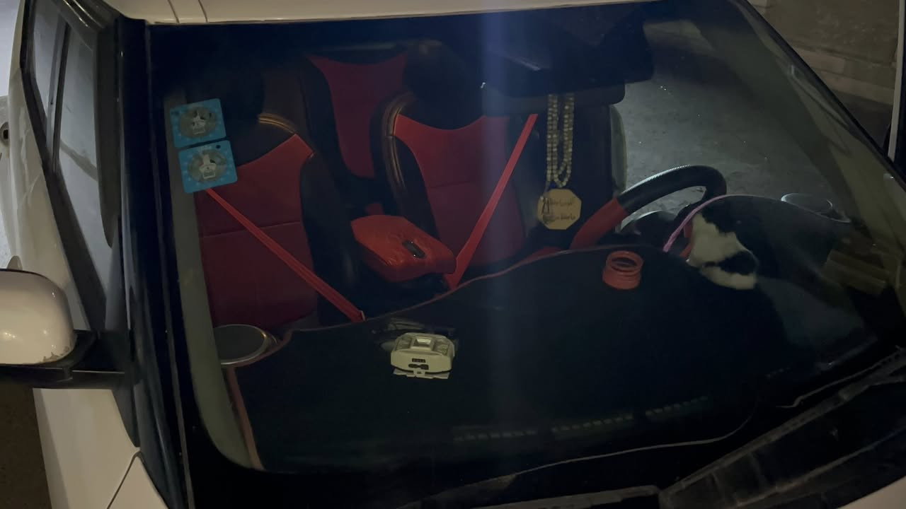 🔥🔥🔥✅((((ورشة متنقله تجيكً لباب البيت ))))
تبديل الوان وتصليح احزمة الامان وتصليح فايبر كلاس تطبيك دعاميات موقعي تغليف حراري و خياط ستيرن عمل يدوي على وضع الشركة اجيك لباب البيت وهذا تصوير جزء من عملي 
 داخل بغداد اتصل وادلل ***********
