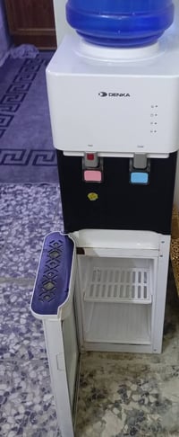 براد لبيع شغال ونضيف  وحار وبارد يشتغل  مال بيت    رقم الهاتف077639045...
