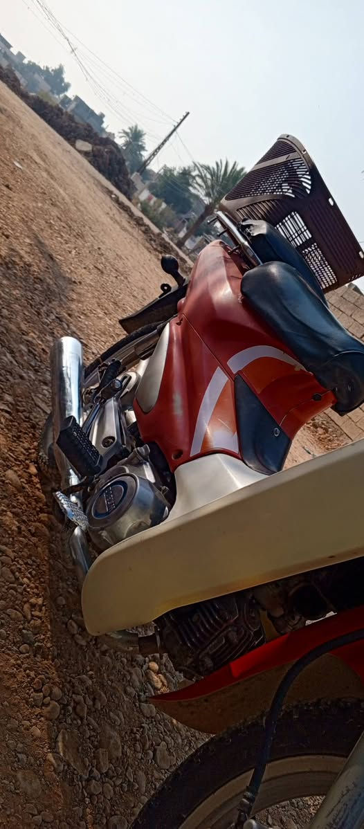 دراجه لبيع دراجه اي نقص ما بيه كير بدون كلج ومحرك خير من الله سعره600وبي مجال ستفسار اتصل عله هاذ رقم ‏‪***********‬‏
