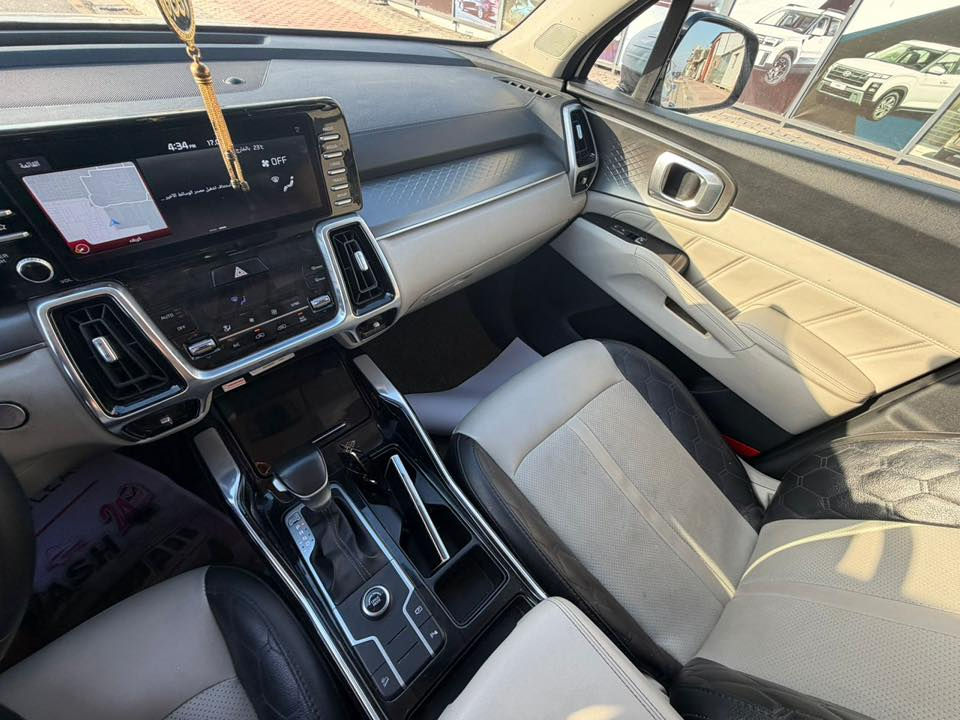 السلام عليكم كيا سورنتو موديل ٢٠٢١
خليجي مكفولة بيه بارد بسيط جداً ماشر عليه بصندوق سيارة محرك ٦سلندر  رقم كربلاء باسمي شخصياً نظيفة سيارة ما متعوبه
مكان سيارة كربلاء سعرها ٢٧٠وبيها مجال بيع او مراوس 

للتواصل رقم الهاتف***********
