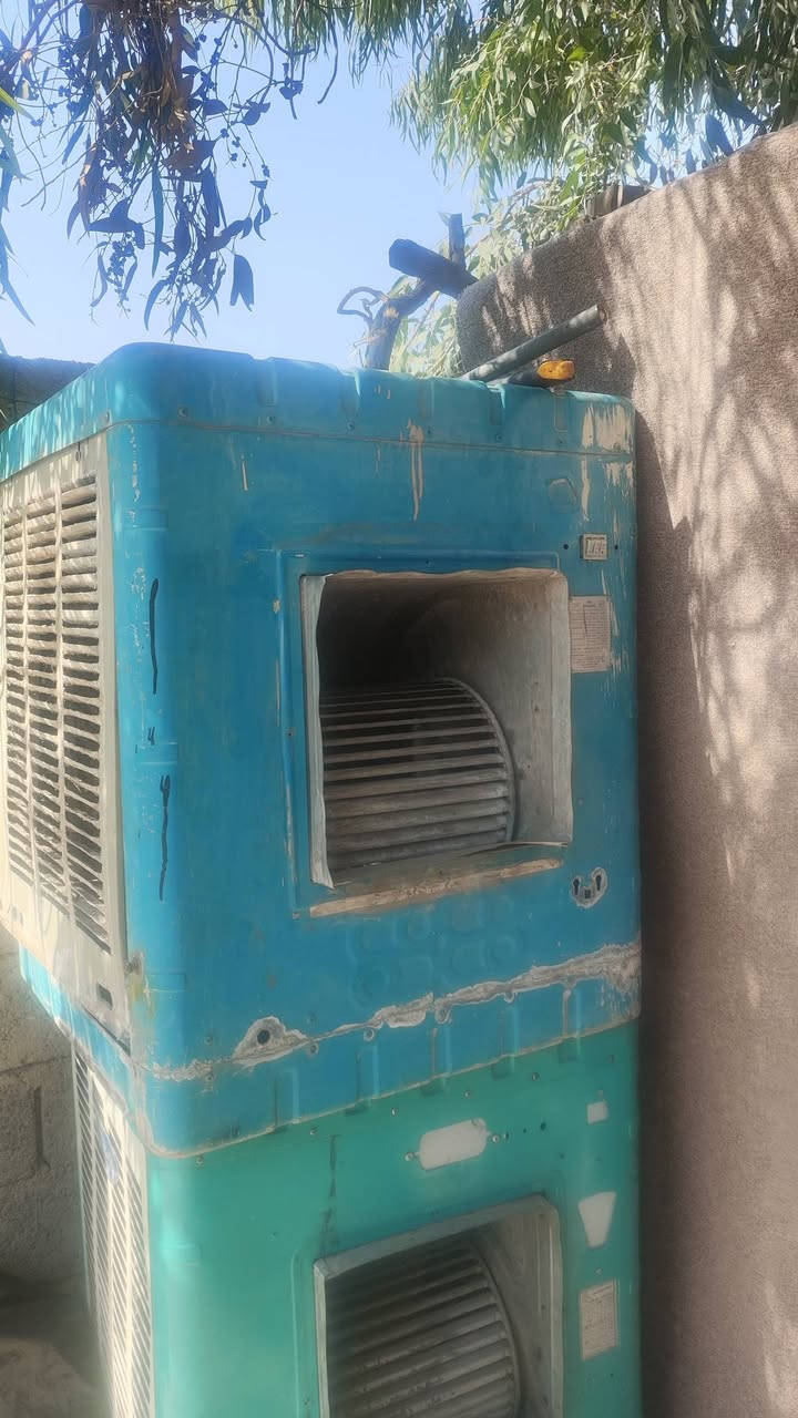 سلام وعليكم كشر مبرده سوبر الكترير نضيفه مابي اي خياس سعره 30


**إذا كنت صاحب هذا الإعلان وتريد حذفه لأي سبب، رجاءا أرسل رسالة إلى الدعم الفني**
