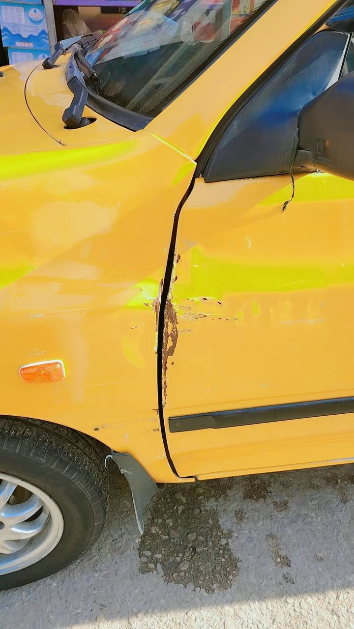 السلام عليكم سايبه مديل18 مكفوله عده الضربه يم الباب مامعمره موضحها بالصوره مكانها كربلاء ب48 وبيها مجال ***********
