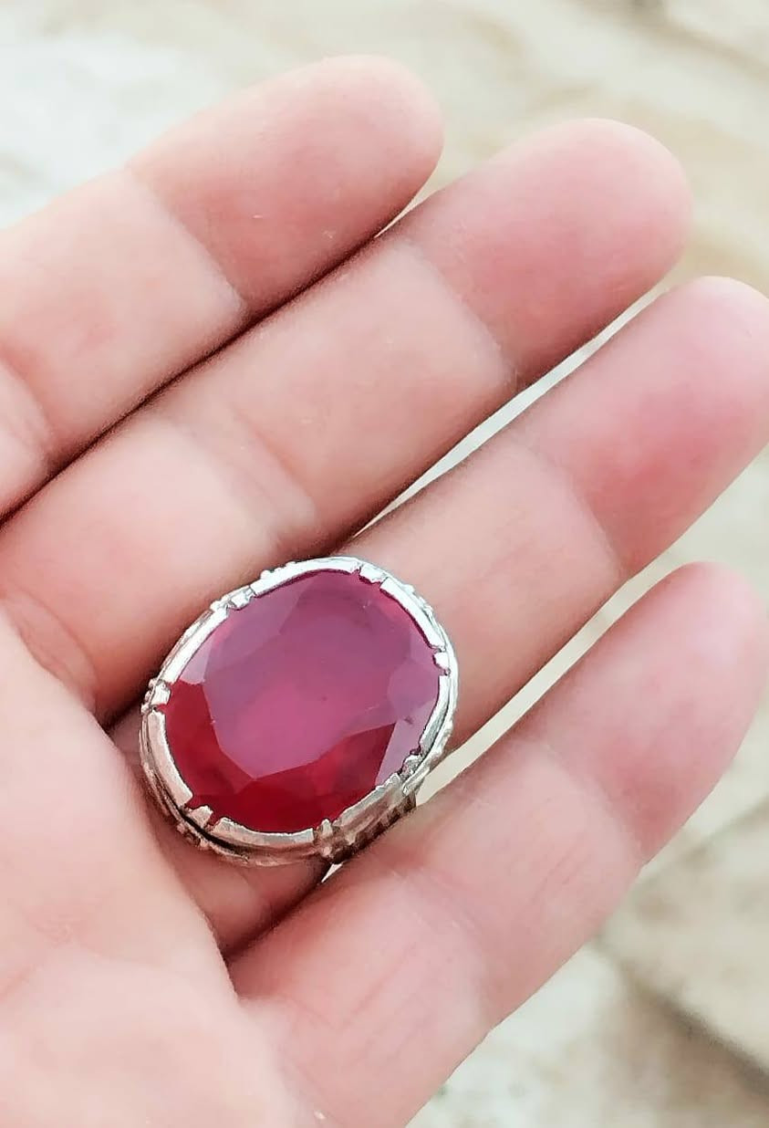 ياقوت كشميري حجم راهي صياغة يدوية ثقيلة 🌹🌹🌹


**إذا كنت صاحب هذا الإعلان وتريد حذفه لأي سبب، رجاءا أرسل رسالة إلى الدعم الفني**