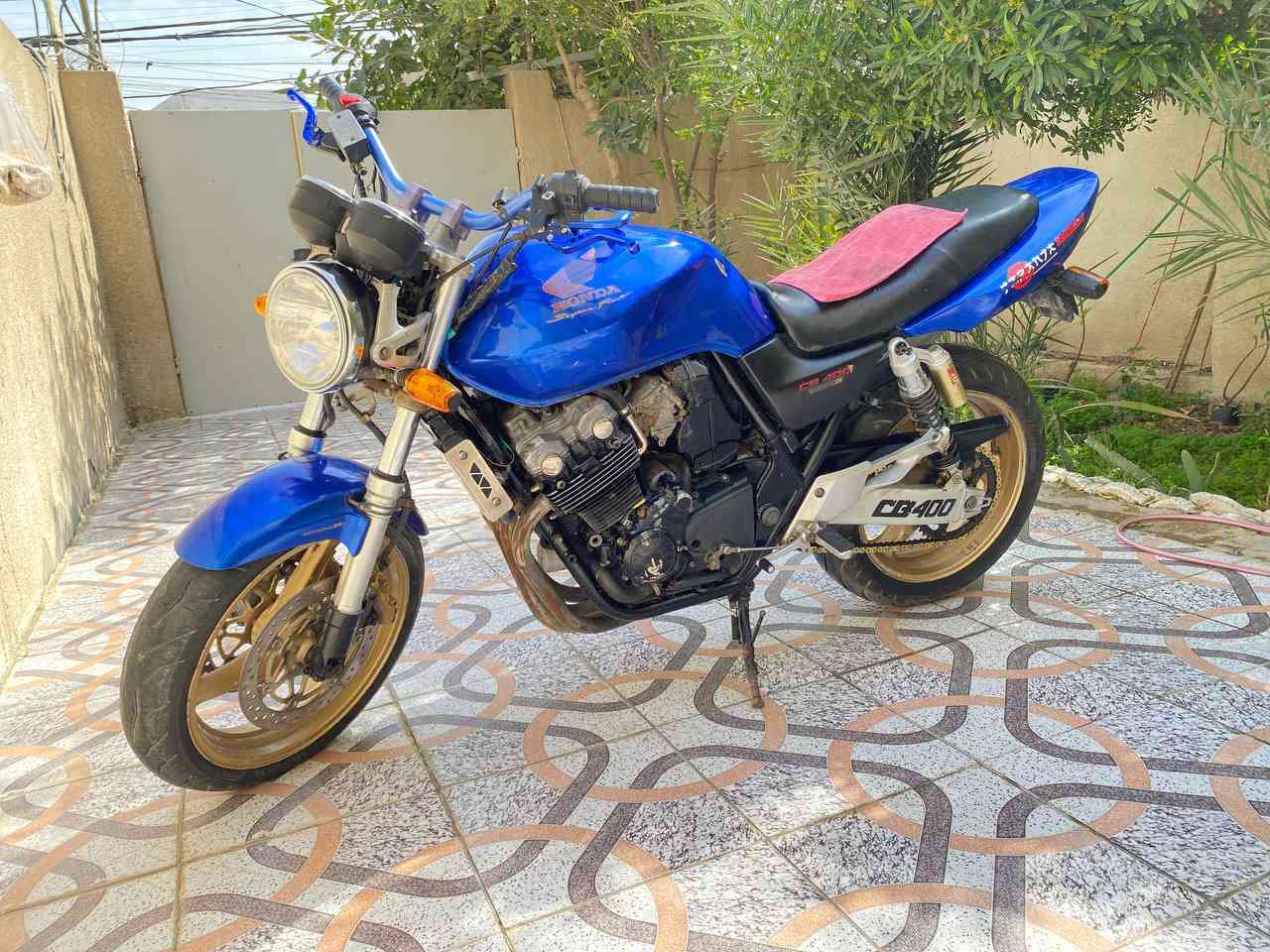 سيبي هايبر ( مكمركه لدراجه اب١٤ اوراق اصولي  ادامه لبارحه مسويلها  بيع او مراوس بدراجه مال دلفري مرقمه مكان محموديه


**إذا كنت صاحب هذا الإعلان وتريد حذفه لأي سبب، رجاءا أرسل رسالة إلى الدعم الفني**