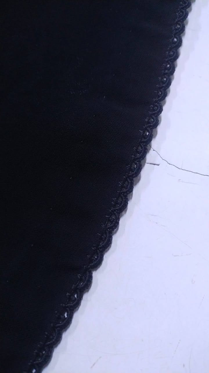 السلام عليكم محل خياطه 
لمسات لبيع وخياطه العباءة النسائيه الزينبيه النجف الاشرف  قريه الغدير الأولى بلوك 31 دار 28 
تقدم لكم اجود انواع العباء واجود انواع الاقمشه 
ياباني 
كوري 
جميع الموديلات لبناني ايراني عراقي 

مستعدون لخياطه جميع الموديلات المطلوبه 
خياط يدوي وصناعي 
يتوفر خدمه توصيل
وتساب ***********
