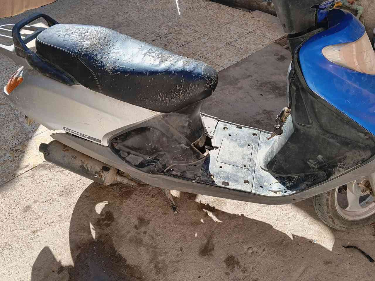 شغاله مابيها شي  سعر200بيها مجال  ***********
