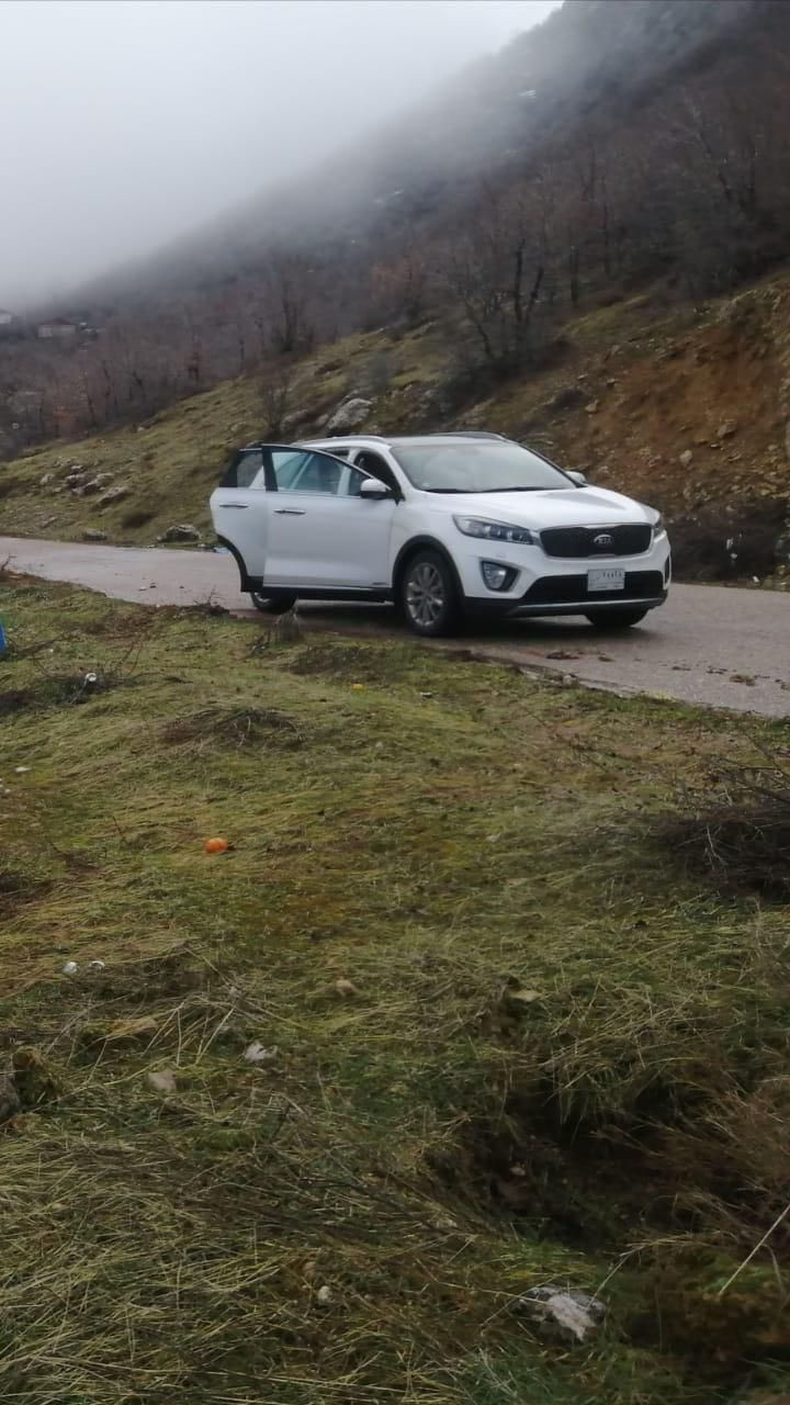 السلام عليكم
سورنتو خليجي للبيع 2017 فول مواصفات 1/1 
سياره 6 سلندر ماشية 151 الف
مبدل جاملغ ايسر.والبنيد فقط مفتوح
مكان السياره بغداد.السعر 220 ومجالها بسيط جدا 
الرقم ***********
