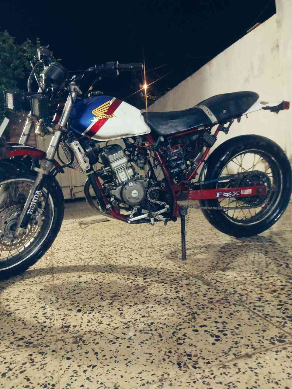 هوندا ftr محرك cbr125 سعر 400 وبيها مجال بسيط حگ الجية ديالى شهربان


**إذا كنت صاحب هذا الإعلان وتريد حذفه لأي سبب، رجاءا أرسل رسالة إلى الدعم الفني**