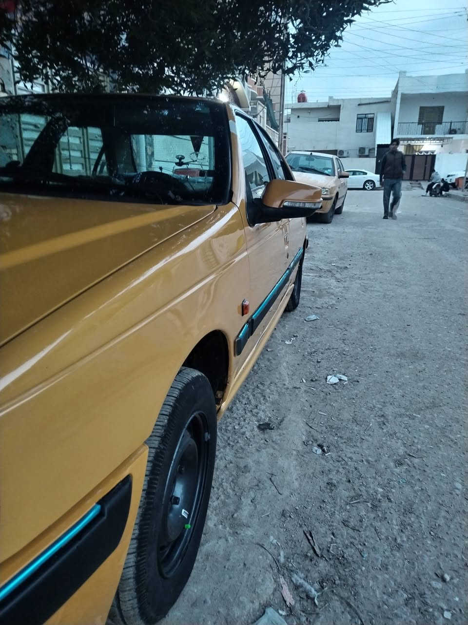 بارس ١٥ سنويه ٢٨ مصفره مكفوله من الضربه والتبديل مكينه وكير كفاله حداده كفاله تبريد تدفئة كهربائيات كلهه شغاله مناقصهه شي شاشه كامره ومنضومه زنون كلشي كاتب لدكلي شبيهه مابيهه كلشي كاتب *********** ميسان السعر ٤٥ وبيهه مجال قليل
