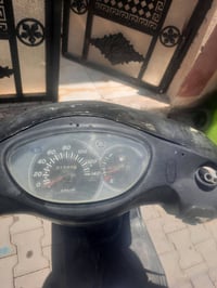 دراجه بريز لامفتوح ولا مبدل بيها شي كابريتر اصلي بيها صوت كلجات كفرات ...