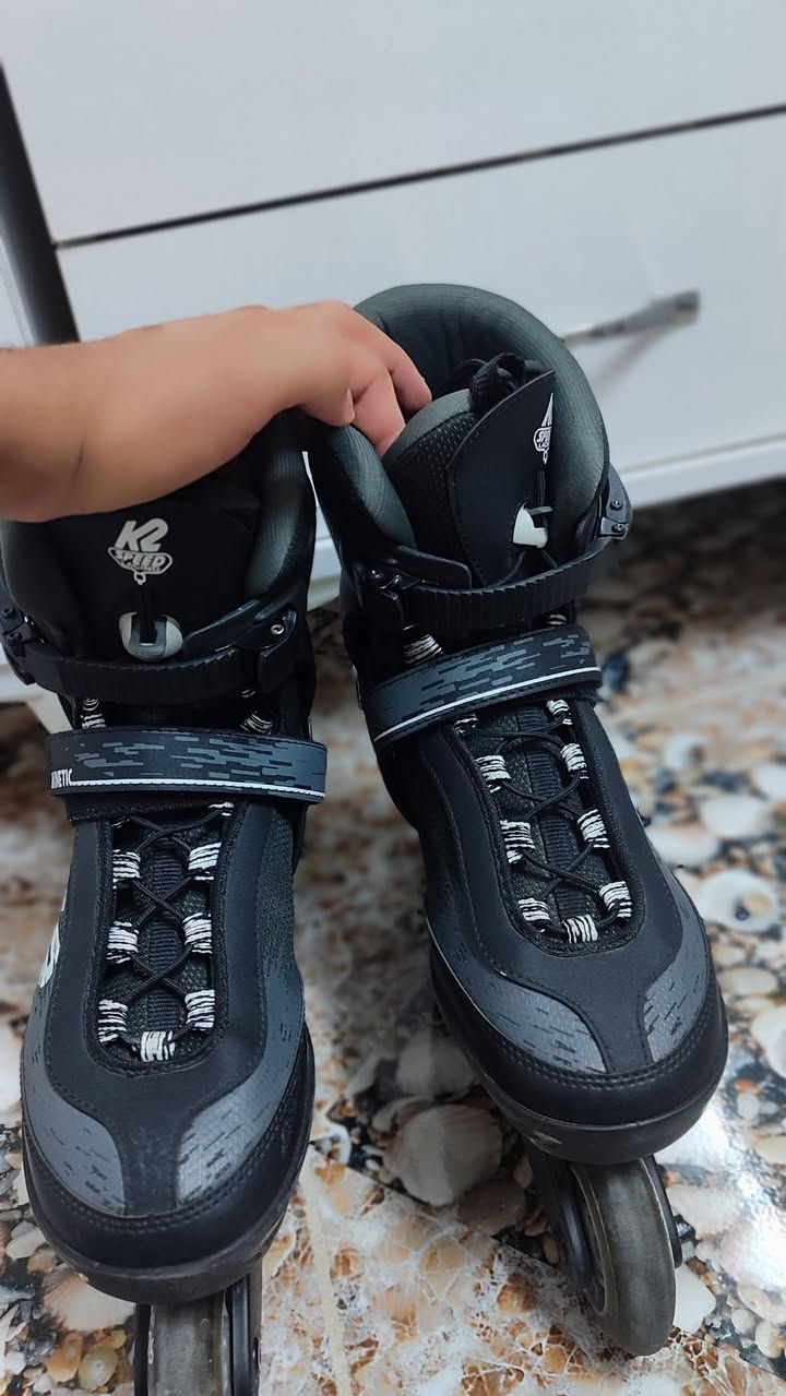 سكيت ماركه معروفه K2 نضافه ٩٥ بل ١٠٠  للبيع قياس ٤٢ و ٤٣ 
الي يحب بشتري يخابر على هذا الرقم ***********
