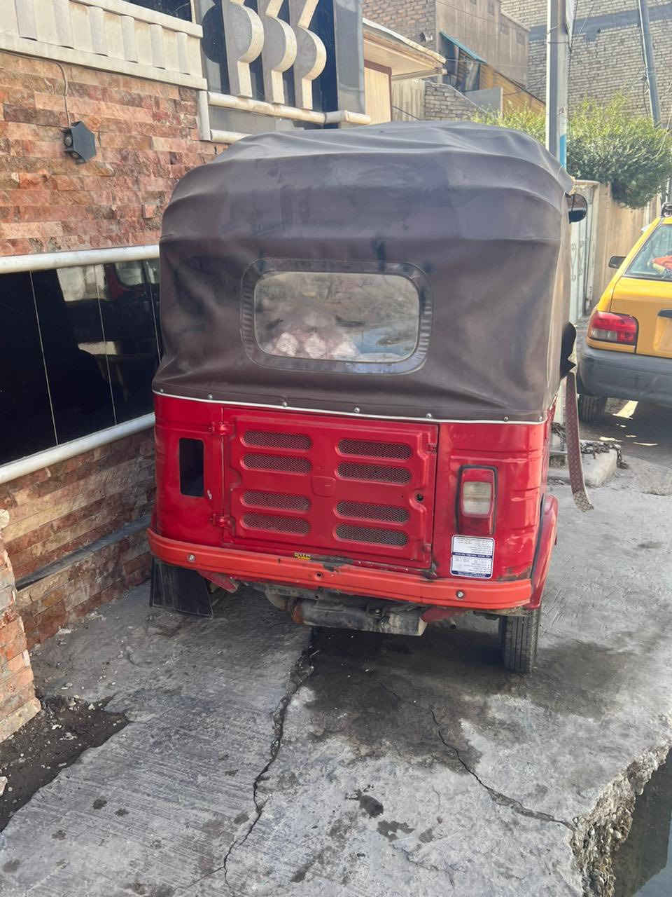 تكتك ١٨ لبيع تكتك مال شغل مو مال كشخه رايده ٢٥٠٠ اوراق ماله ضايعه أكفله الك من سرقه متواجد وتساب ***********
