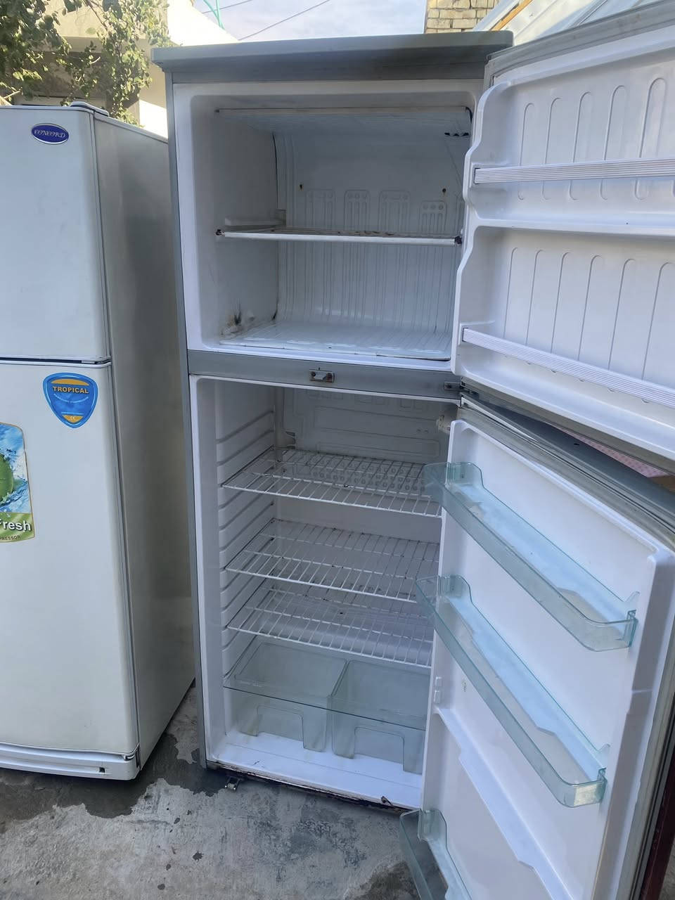 السلام عليكم ثلاجات للبيع شرط الشغل بيهم ضمان ١٠ ايام 
نضيفات كما موضح بل صور الشراي يراسل واتساب او اتصال***********
مكاني المشتل تجي اشغله كدامك تقتنع ✅
