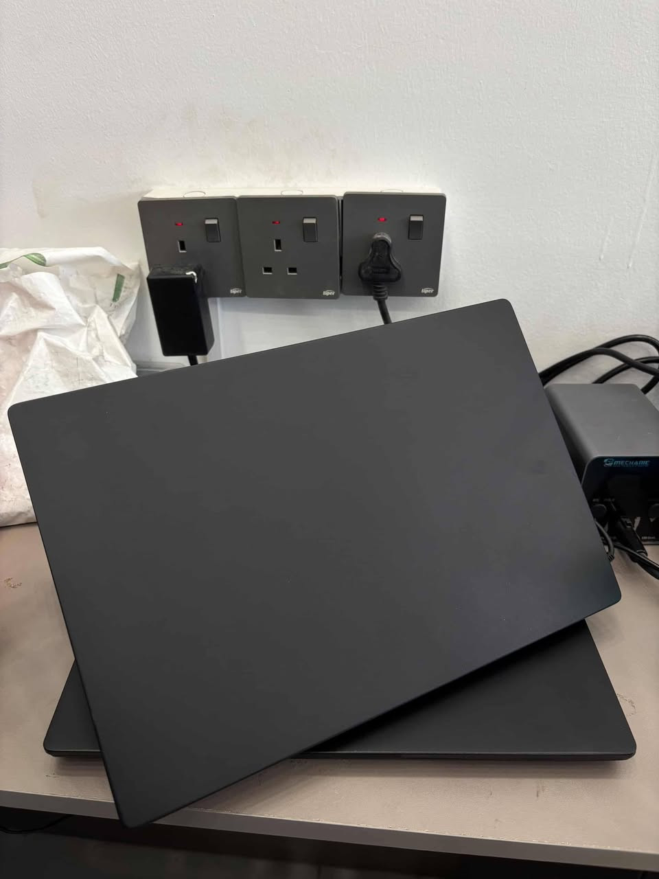 Lenovo K14

Ryzen 5 5600u  جيل الثاني عشر
AMD Vega 1GB كرت شاشة خارجي
16GB DDR4
256GB SSD M.2
8GB AMD Shared كرت مدمج
14.1 FHD IPS حواف ناعمة

ب375 الف ✨


**إذا كنت صاحب هذا الإعلان وتريد حذفه لأي سبب، رجاءا أرسل رسالة إلى الدعم الفني**