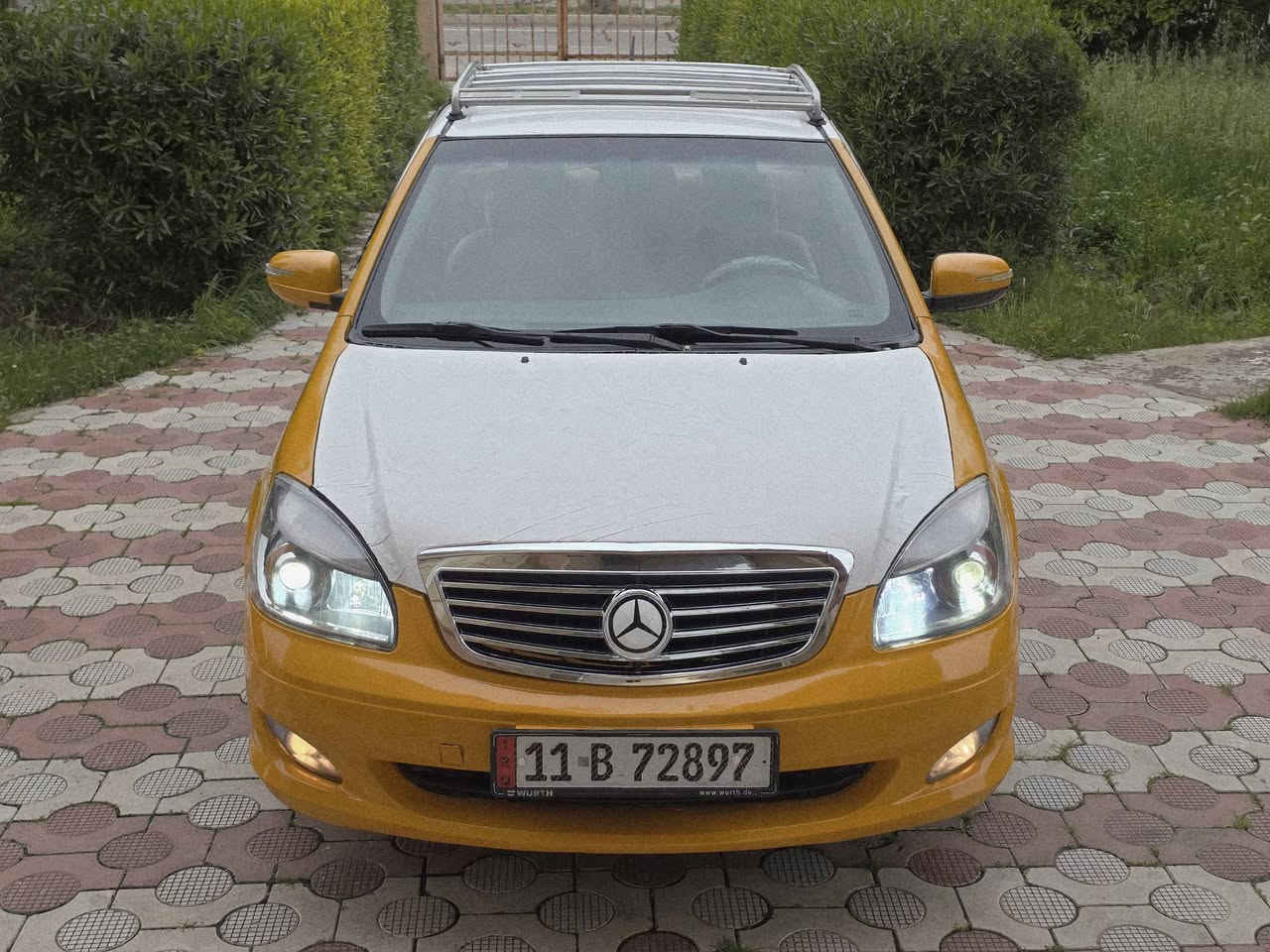 ***********
جيلي موبل موديل 2013 رقم بغداد انكليزي بأسمنه لحد(2029) كيرعادي  محرك بلاد مكفوله كفاله عامه من ضربه وصبغ ماعدا هلالات جاملغ امعمرات فقط شرط التحويل 
التفاصيل/
كيرو محرك شرط وكفاله لاصرف لابخار 
تخم تايرات جديد 
شاشه وكامره 
ويل كروم 
دوشمه كاعيه كلهه جديد 
هيئه وغرامات مصفره 
تبريد بس نقص غاز 
لايتات زنون 
صدر امامي خلفي جديد 
باتري جديد 
كهربائيات كلهه شغاله بدون نقص سياره جديده مال جناي مكان سياره ديالى/ خانقين سعرهه ،،،،،54
وبيهه مجال حك جيه اخوكم علي عدنان
