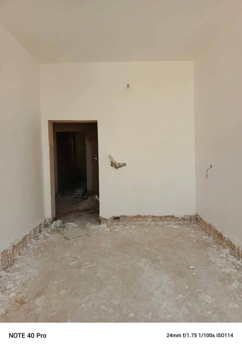 سلام عليكم الباخ من كربلاء شغلي هندسي درجه اولى جميع انواع البخ استغل سرعه ونضافه مكاني كربلاء رقم تلفون ***********
