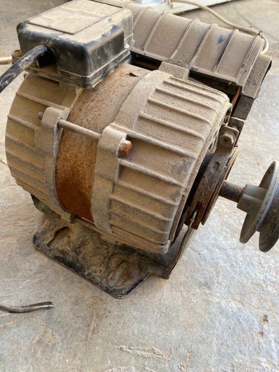 السلام عليكم مجمده جديده سعر 200 الف ثلاجه سعر 100 الف ماطور مبرده سهر 25 الف  الغراض كله عل فحص


**إذا كنت صاحب هذا الإعلان وتريد حذفه لأي سبب، رجاءا أرسل رسالة إلى الدعم الفني**