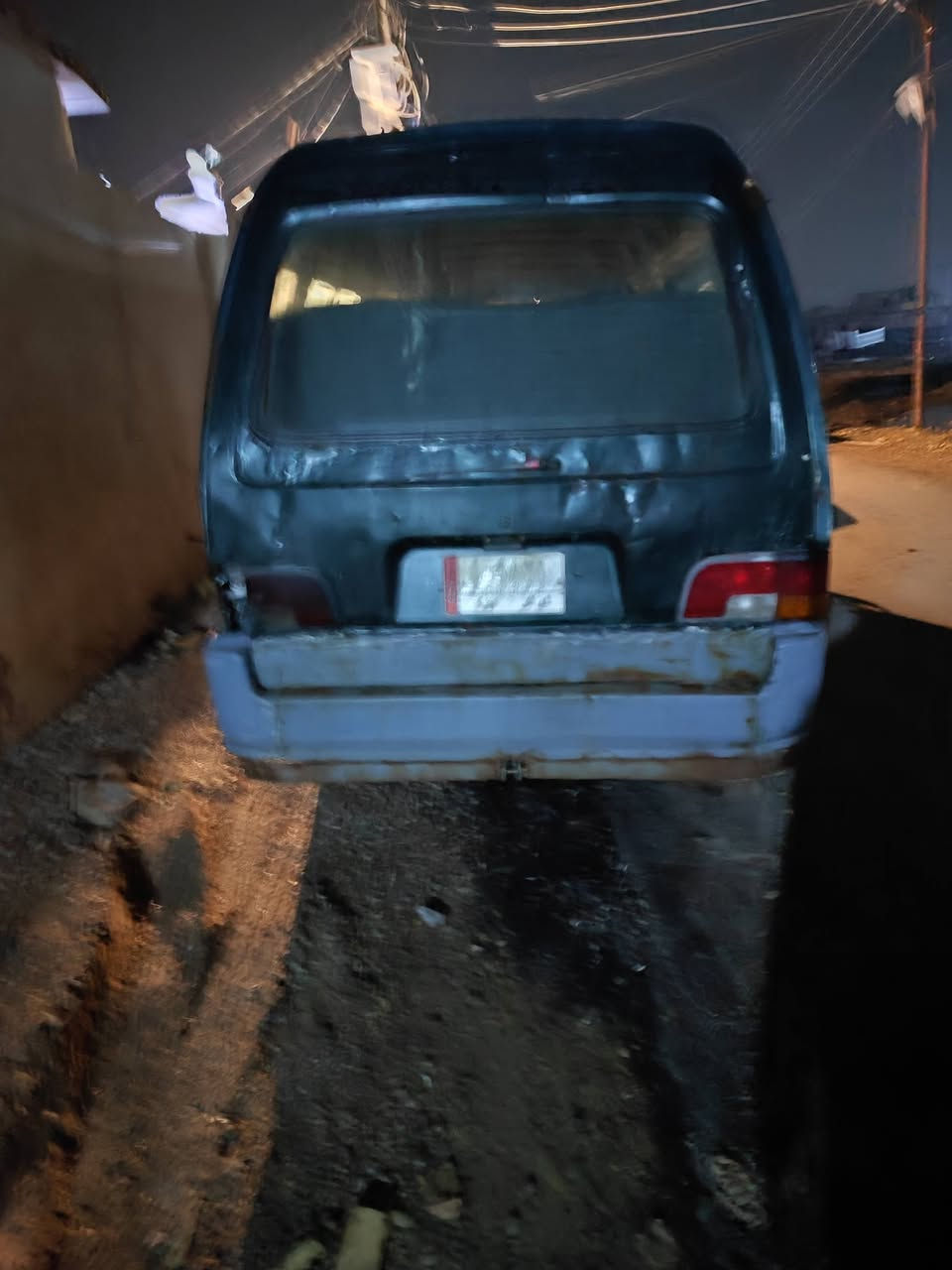 السلام عليكم كيه اسيه للبيع موديل 96 رقم ذي قار راعيه الشرعي بواسط تحويل شوكت ما يعجبك تريد تحويل تريد وكاله مكان السياره بغداد النهروان السعر 27  رقم الهاتف ***********....***********
