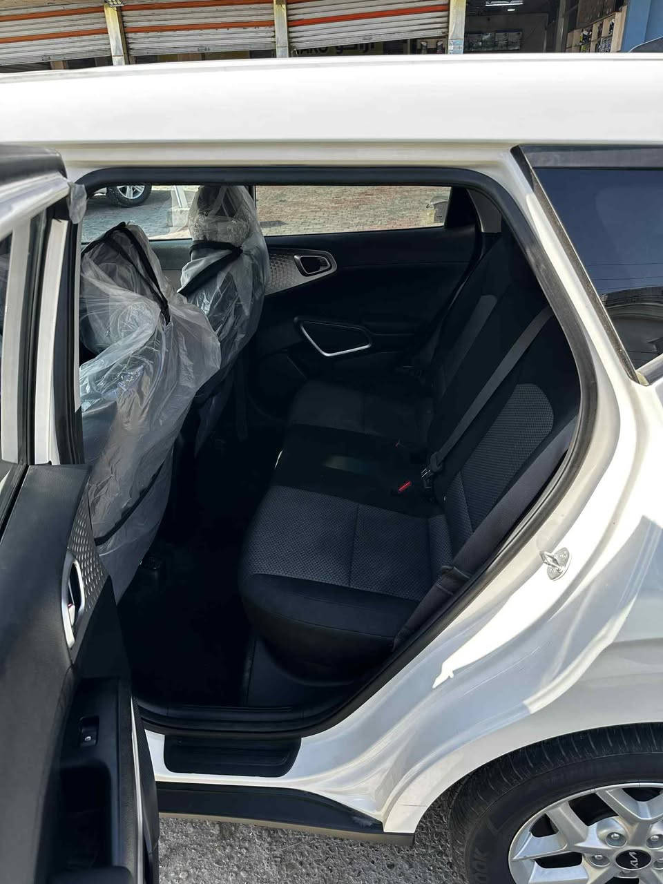 السلام عليكم
صول 2023 منفيس ب أسمي 
ماشيه 12 الف
صور الحادث موجودات  بالمنشور
مكينه الفين دوش 
حداديه الاماميه كلها مبدلها اصلي 
لان مشتغليها بالامارات مو خوش شغل
ف بدلتها اهنا 
مواصفات 
شاشه 
وكامرا ورادار امامي
ورادار جانبي 
وتحكمات استيرن كامله 

مكان السياره كربلاء 
***********

السعر  133
