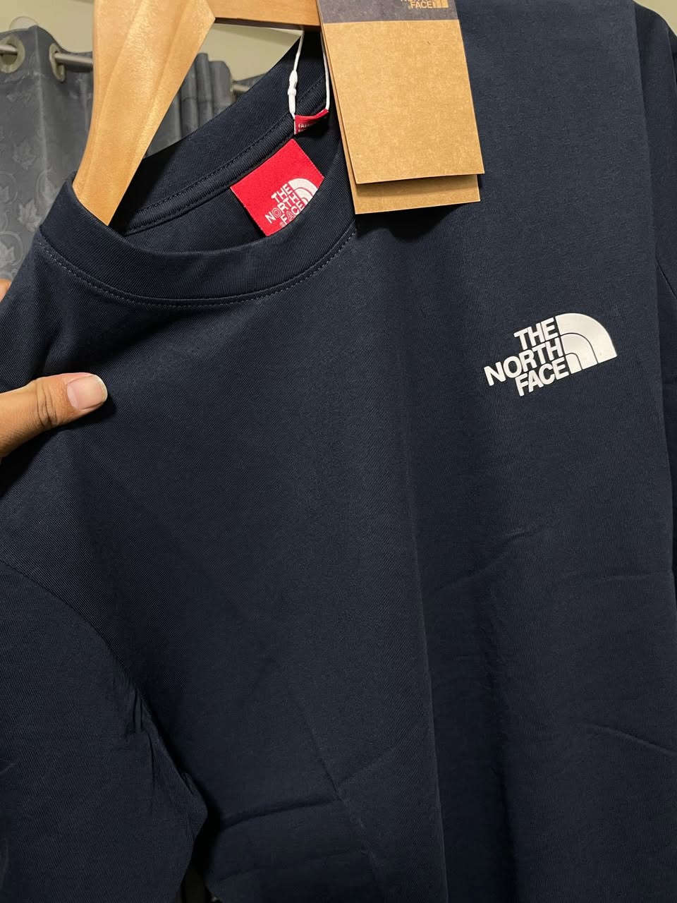 تي شيرت رجالي أصلي من براند The North Face
منتجات أصلية 100% ✅
ألوان مختلفة 🎨
مقاسات متوفرة: S – M – L – XL 📏
للبيع بالجملة فقط 💼
للطلب والتواصل على الخاص 📩


**إذا كنت صاحب هذا الإعلان وتريد حذفه لأي سبب، رجاءا أرسل رسالة إلى الدعم الفني**