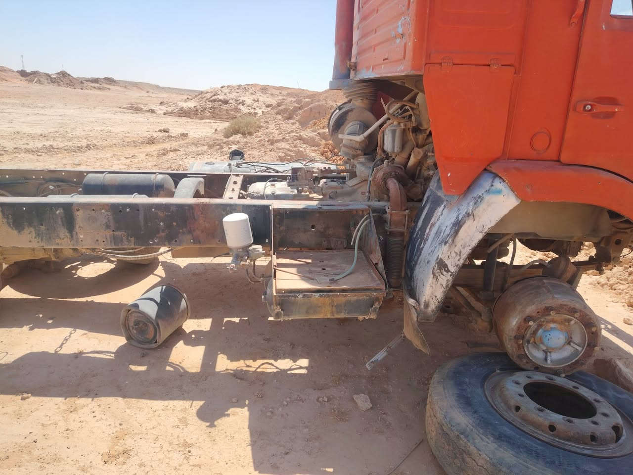 سلام عليكم كماز للبيع مكان نجف تفاصيل خاص رقم الهاتف ***********
