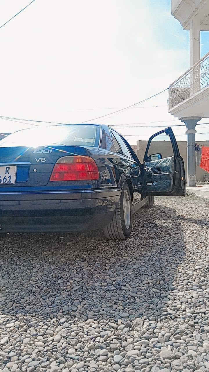 السلام عليكم.. للبيع
بي أم كاسحة 730أصل وفصل V8..رقم نينوى  بأسمي.. 

تبريد تدفئة.. السيارة على أيدي

فول وجيده وضع بلاد.. 

السيارة صبغ جمالية 

المحرك.. صار بيه كسر بستم.. انطيه فحم في فحم.. 

مع العلم السيارة تشتغل طگه وحده.. 

للبيع بسعر(55)قفل... رقم الهاتف.. 

***********.. ومن الله التوفيق..المكان قضاء الشرقاط اجميله
