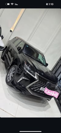 لكزس 2016 • ماشيه ١٨٠٠٠٠ • مكان بصره