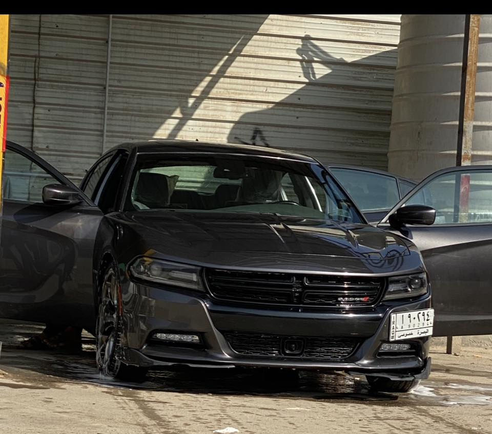 جارجر RT 2015 مرمزه 2016 معوقين حره مكينه هيمي 5700 فول مواصفات تقرير غرق بدون حادث ولاصبغ بيها كم شخط مكانها البصره ماشيه 99 ك ويل 20 السياره جاهزه سعرها 160 للتواصل ***********
