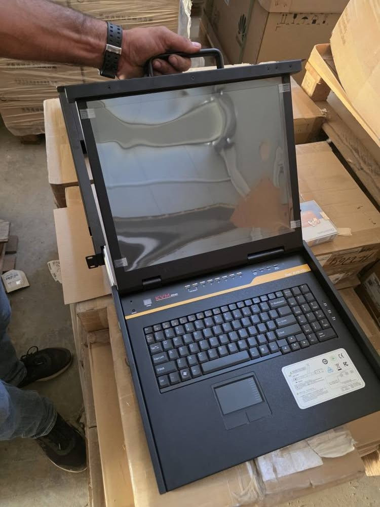 Amery Rackmount KVM Console
Bo aw kasanay eshy servier akan
Tananat 1 daqash eshy nakrdwa w la kartoni xoyayaty 10 VGA haya
Resolaution 1280x1024 + 60Heartz السليمانية, العراق


**إذا كنت صاحب هذا الإعلان وتريد حذفه لأي سبب، رجاءا أرسل رسالة إلى الدعم الفني**