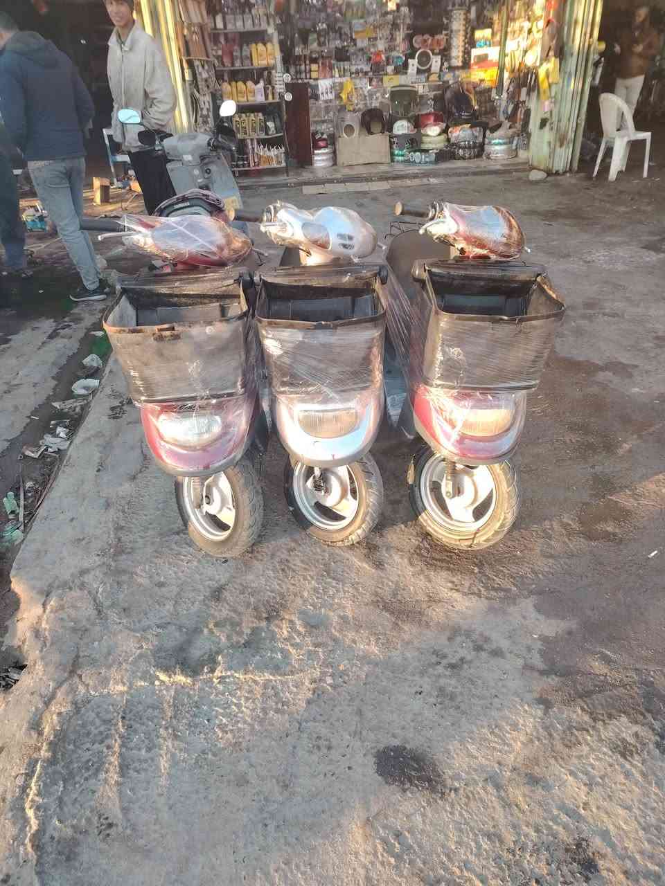 سلام عليكم اخوان دراجات منغولي
مستعمل نضيف نضافته ٦٠ بل ١٠٠ السعر ٣٠٠ للوحده كلهن شلعه ٢٥٠ الف مكاني كربلاء كنطرت السلام *********** هاذه رقم راعيهن مكلف بل نشر غير متواجد فيس
