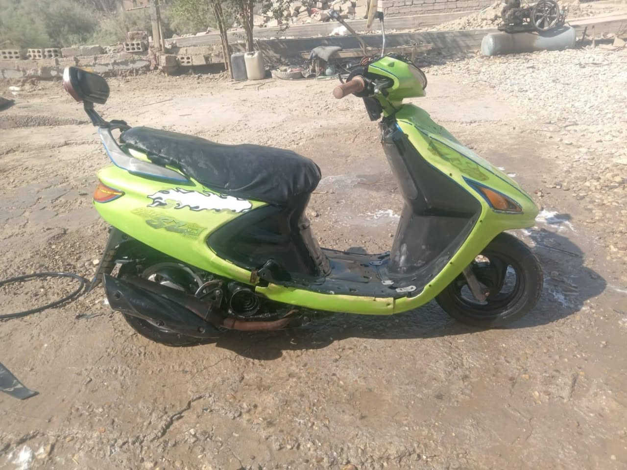 لبيع دراجه فراشه السعر 175 بابل الحمزة الغربي ***********
