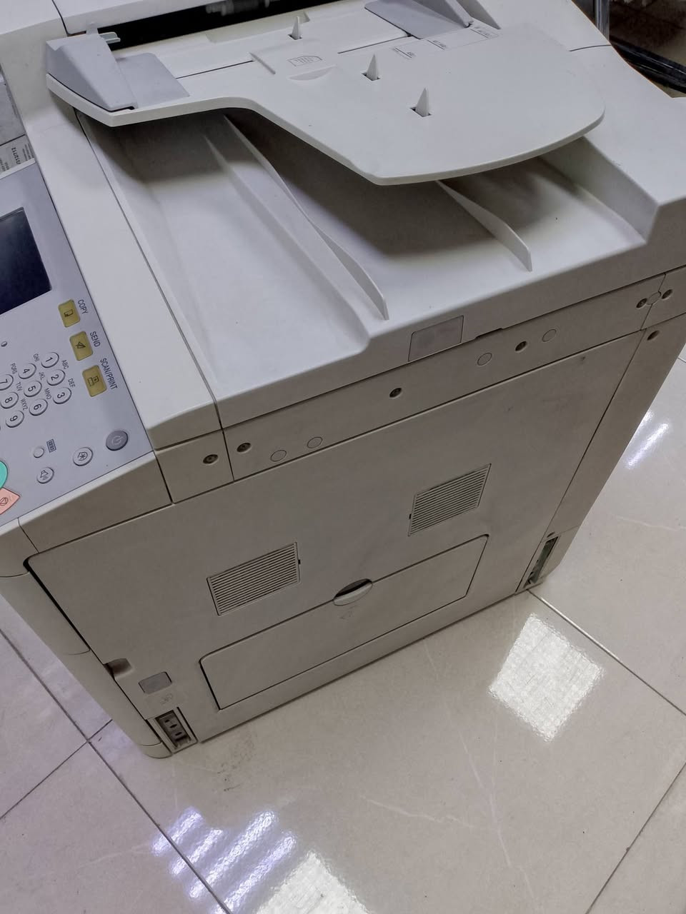 جهاز استنساخ كانون ليزري اسود وابيض 2520i نظيف جدا اخو الجديد يسحب A4وA3 سريع وخبره مناسب باودر كاترج ب 15 الف سعر الجهاز 375 الف الشراي الجاد يتفضل خاص خدمة توصيل متوفره وحسب الاتفاق


**إذا كنت صاحب هذا الإعلان وتريد حذفه لأي سبب، رجاءا أرسل رسالة إلى الدعم الفني**