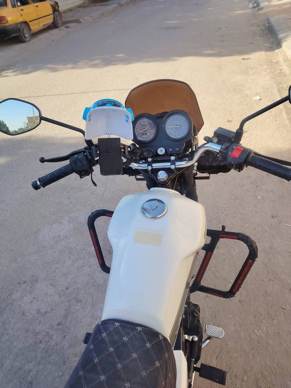 دايوان هوشا مرقم مديل 23 طالعه بل 24
دراجه مامفتوحه مكفوله من كلشي محرك 200 
السعر  خاص ***********
