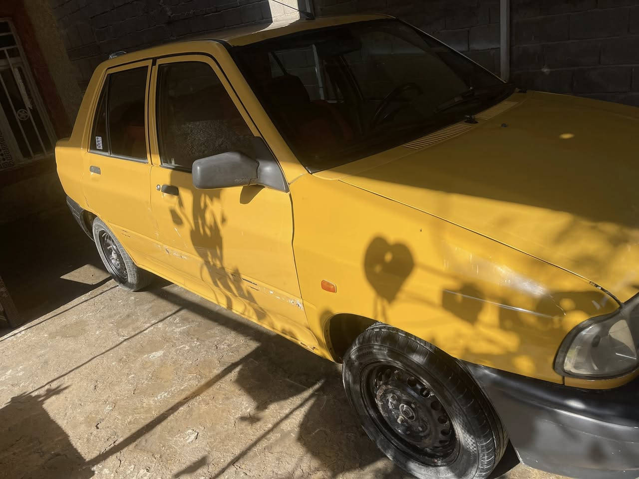 السلام عليكم 
سايبا موديل ٢٠١٦ رقم انلكيزي سنويه بسمي جديده كير محرك كفاله 
بيه بعض محلاضات 
سعره ٣٢ بيه مجال 
مكاني البلديات شاره كهرباء 
***********
