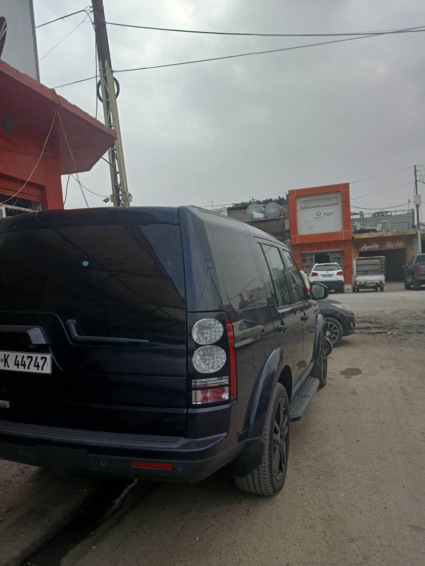 Land Rover موديل 2015.                                       سه ياركه هه تابلى جوان مه كينه مه رخوب شه ش پستنى سوپه رجارج نيو بيت جاملخى هيه بى ژورى بى ايرباگ أربيل, العراق


**إذا كنت صاحب هذا الإعلان وتريد حذفه لأي سبب، رجاءا أرسل رسالة إلى الدعم الفني**