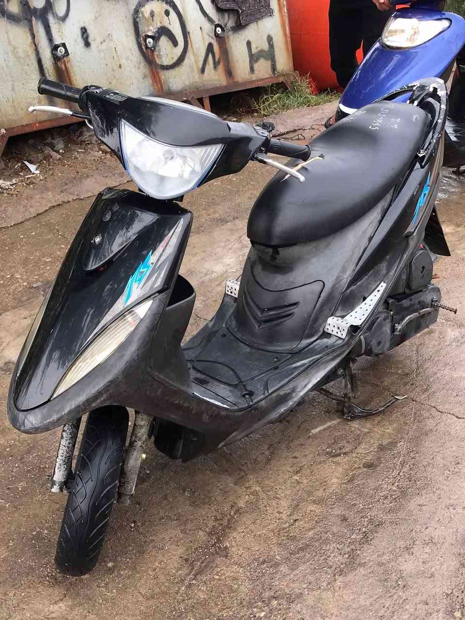 دراجه ماكس للبيع نضيفه مال رمبه ما بيها شخط واحد 
انطيك بيها اتراي محافظات تعبر 
المكان كوت العزه الجديده
***********
